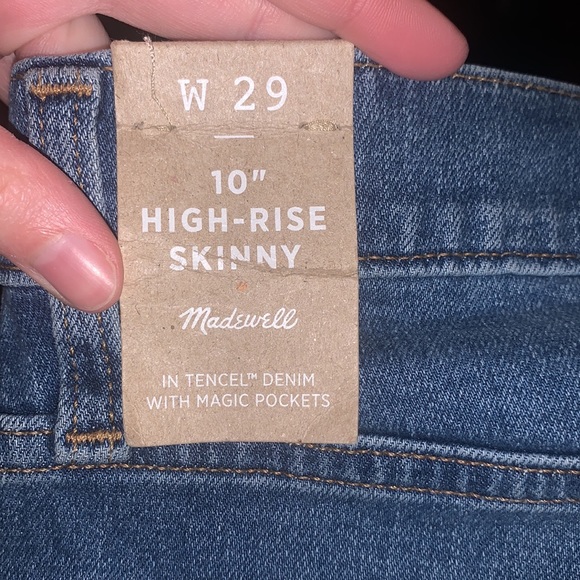 Host Pick ⭐️ Madewell High Rise Button Jeans - Picture 7 of 10